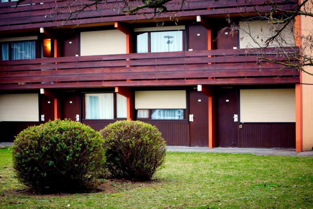 Campanile Hotel Mayenne Phòng bức ảnh